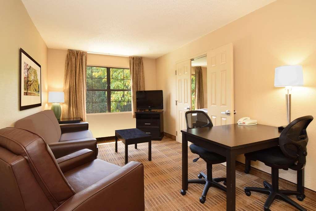 Extended Stay America Suites - Atlanta - Alpharetta - Northpoint - West Room photo